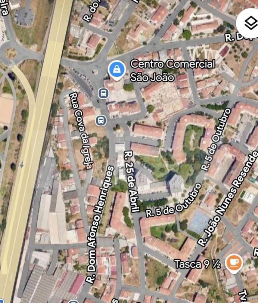 Terreno para Venda em Santa Iria de Azoia, São João da Talha e Bobadela