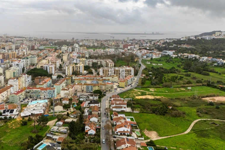 Moradia T2 para Venda em União das Freguesias de Setúbal Foto 31