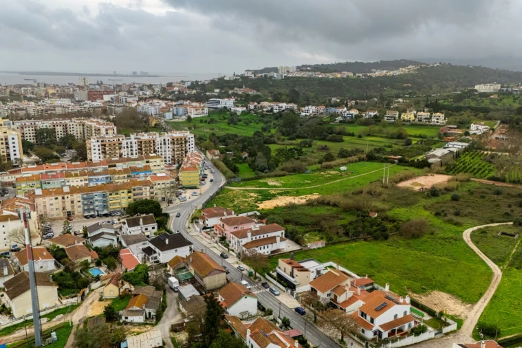 Moradia T2 para Venda em União das Freguesias de Setúbal Foto 32