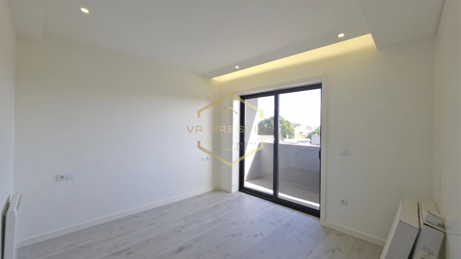 Apartamento T2 para Venda em Póvoa de Varzim, Beiriz e Argivai Foto 9