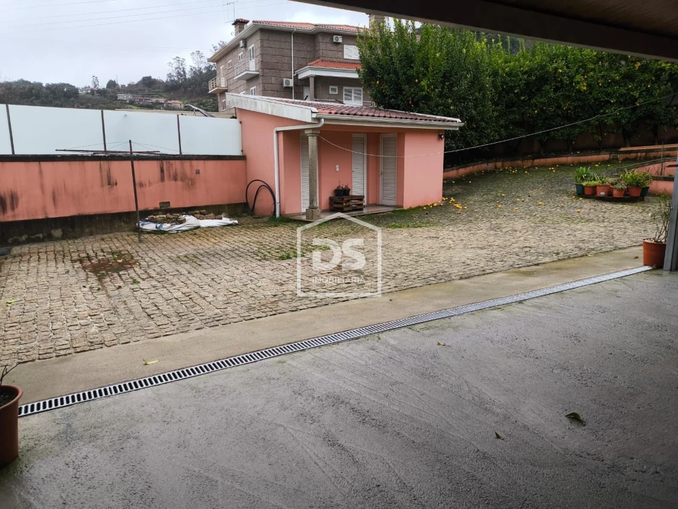 Moradia T3 para Venda em São Tomé de Negrelos Foto 26