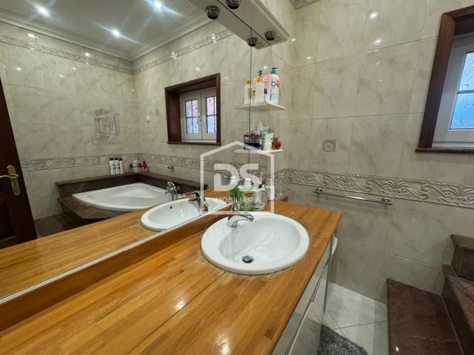 Moradia T3 para Venda em São Tomé de Negrelos Foto 22