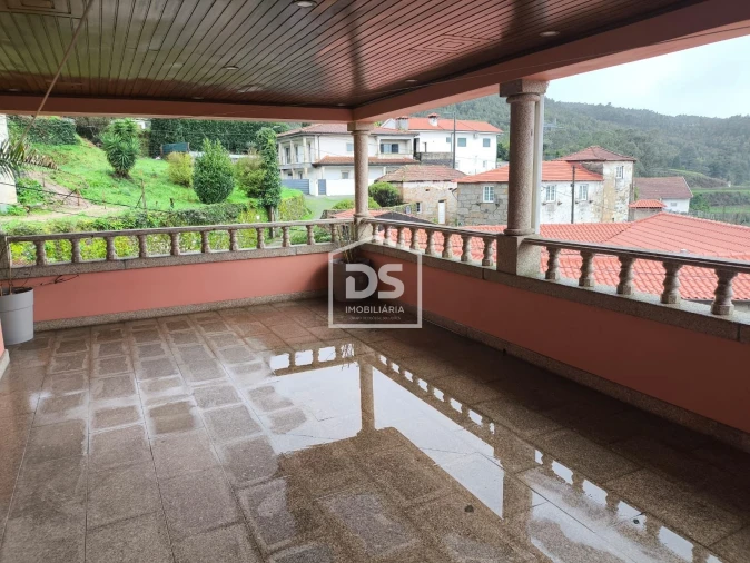 Moradia T3 para Venda em São Tomé de Negrelos Foto 7