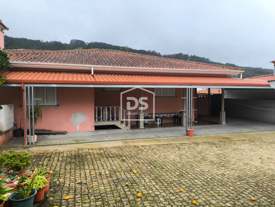 Moradia T3 para Venda em São Tomé de Negrelos Foto 47