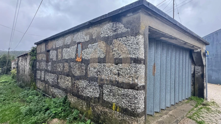 Moradia T2 para Venda em Vilarinho Foto 6