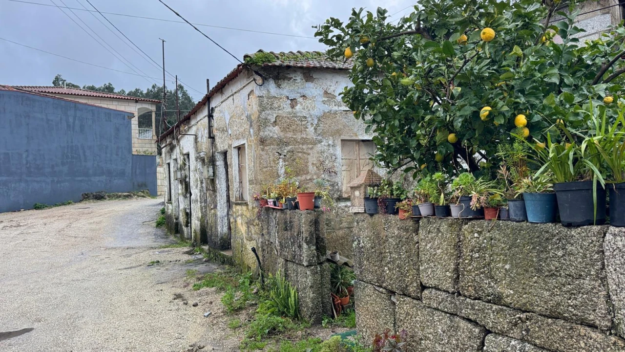 Moradia T2 para Venda em Vilarinho Foto 11