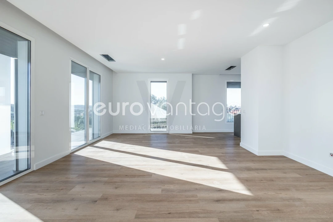 Apartamento T3 para Venda em Leiria, Pousos, Barreira e Cortes Foto 5