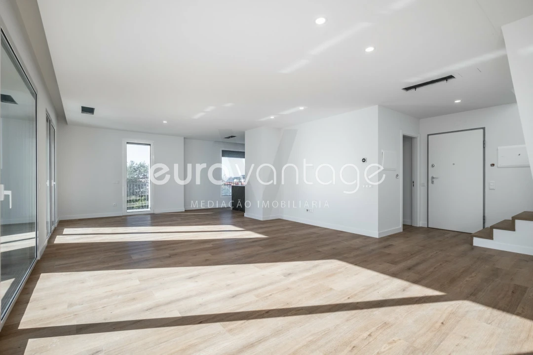 Apartamento T3 para Venda em Leiria, Pousos, Barreira e Cortes Foto 3