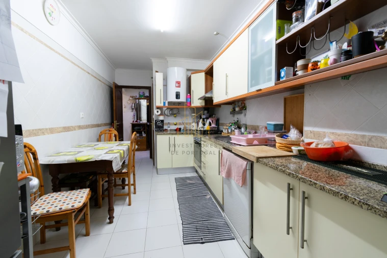 Apartamento T3 para Venda em Agualva e Mira-Sintra Foto 20