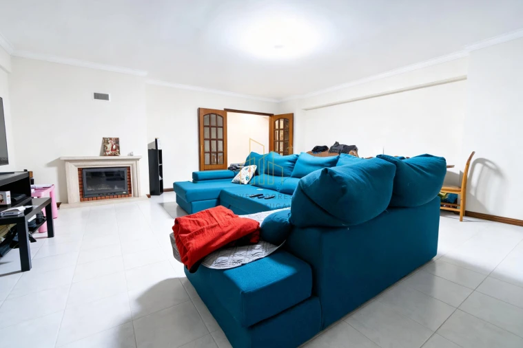 Apartamento T3 para Venda em Agualva e Mira-Sintra Foto 7