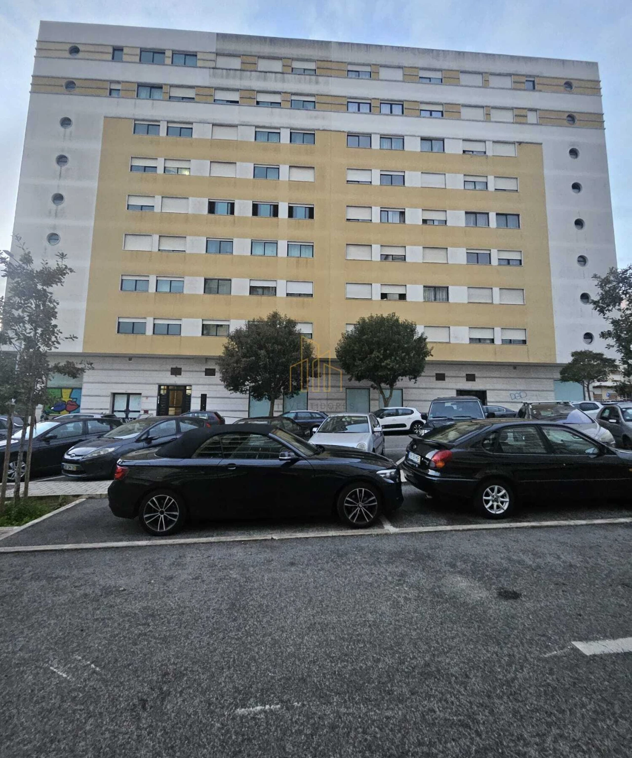 Apartamento T3 para Venda em Agualva e Mira-Sintra Foto 1