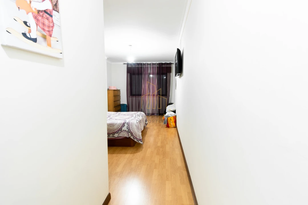 Apartamento T3 para Venda em Agualva e Mira-Sintra Foto 14