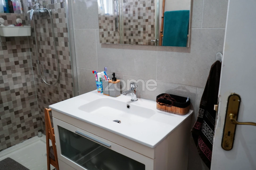 Apartamento T1 para Venda em Grândola e Santa Margarida da Serra Foto 5