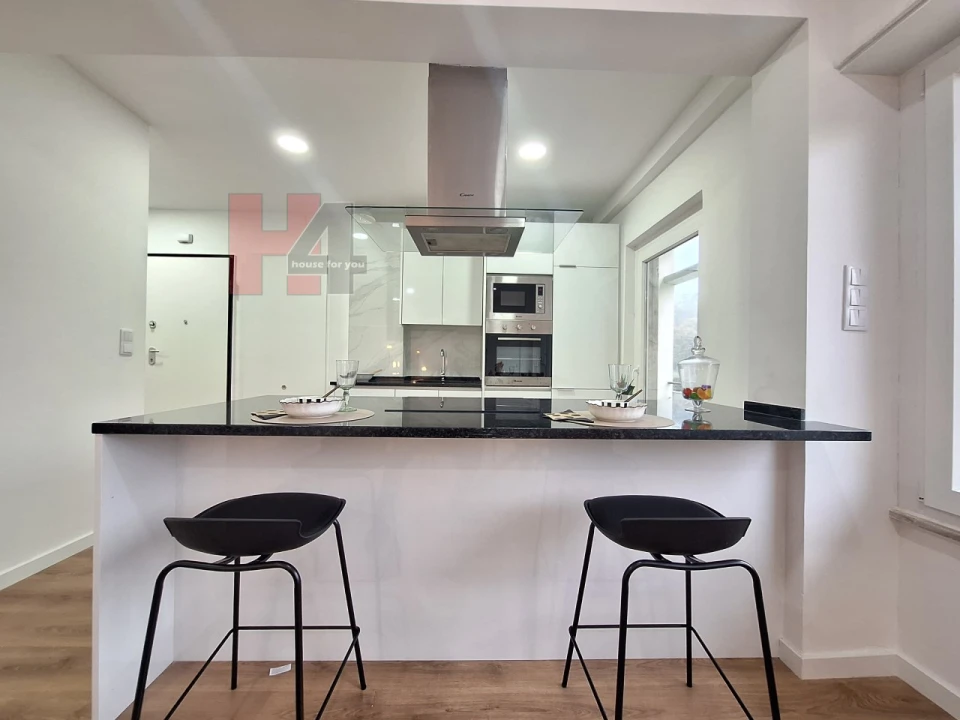Apartamento T3 para Venda em Benfica Foto 9