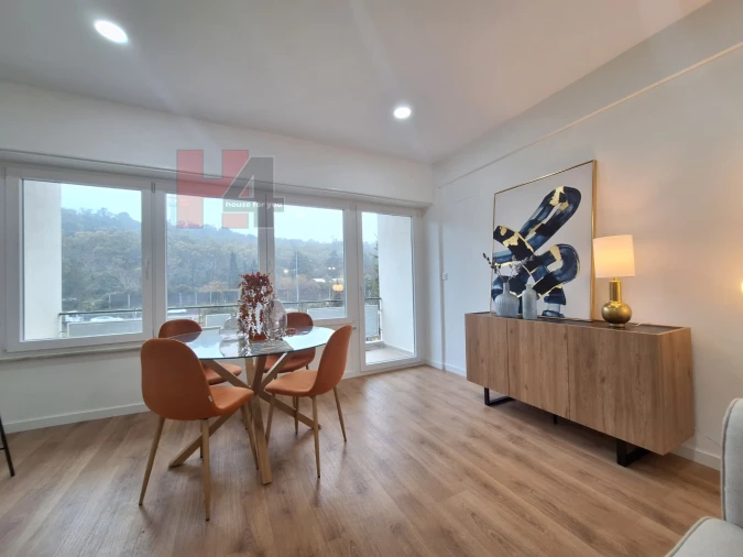 Apartamento T3 para Venda em Benfica Foto 3