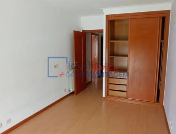 Apartamento T2 para Venda em Algueirão-Mem Martins