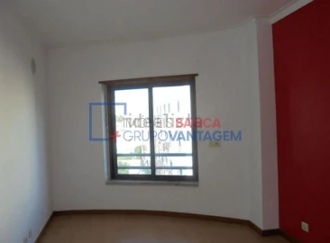 Apartamento T2 para Venda em Algueirão-Mem Martins
