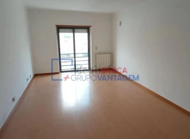 Apartamento T2 para Venda em Algueirão-Mem Martins