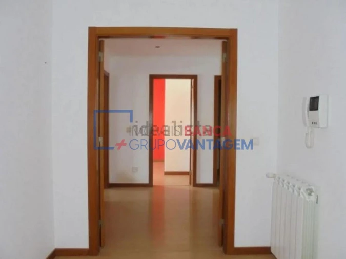 Apartamento T2 para Venda em Algueirão-Mem Martins Foto 5