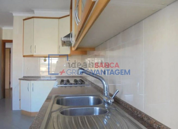 Apartamento T2 para Venda em Algueirão-Mem Martins Foto 6