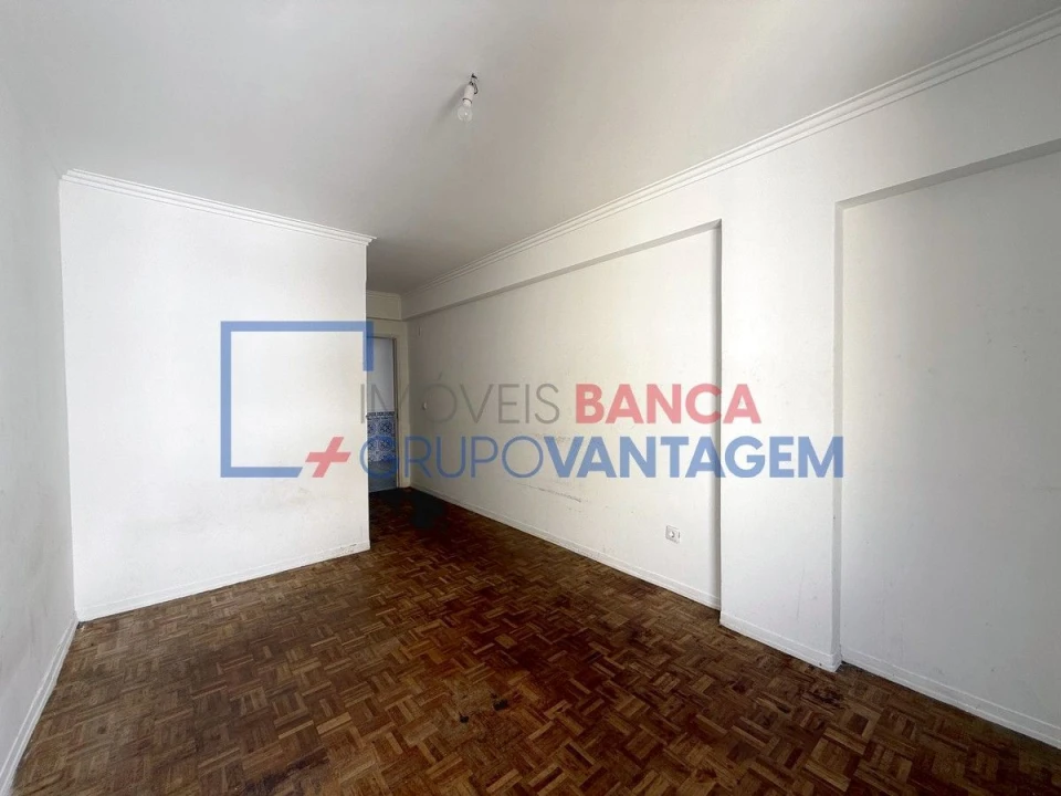 Apartamento T2 para Venda em Agualva e Mira-Sintra Foto 9