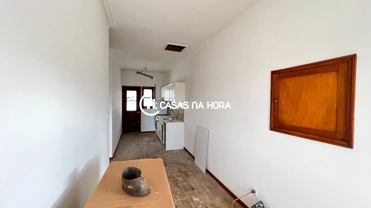 Apartamento T2 para Arrendamento em Avintes Foto 6