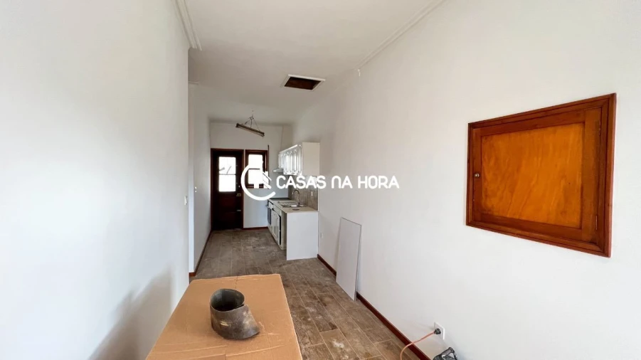 Apartamento T2 para Arrendamento em Avintes Foto 6