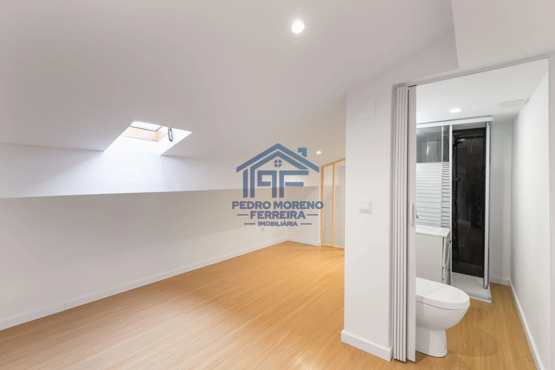 Apartamento T2 para Venda em Covilhã e Canhoso Foto 9