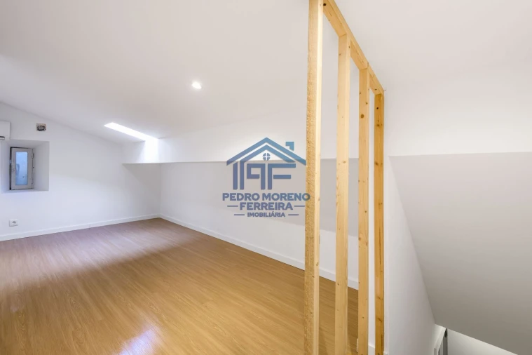 Apartamento T2 para Venda em Covilhã e Canhoso Foto 8