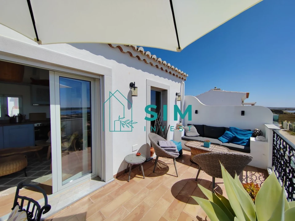 Moradia T2 para Venda em Santa Luzia Foto 4