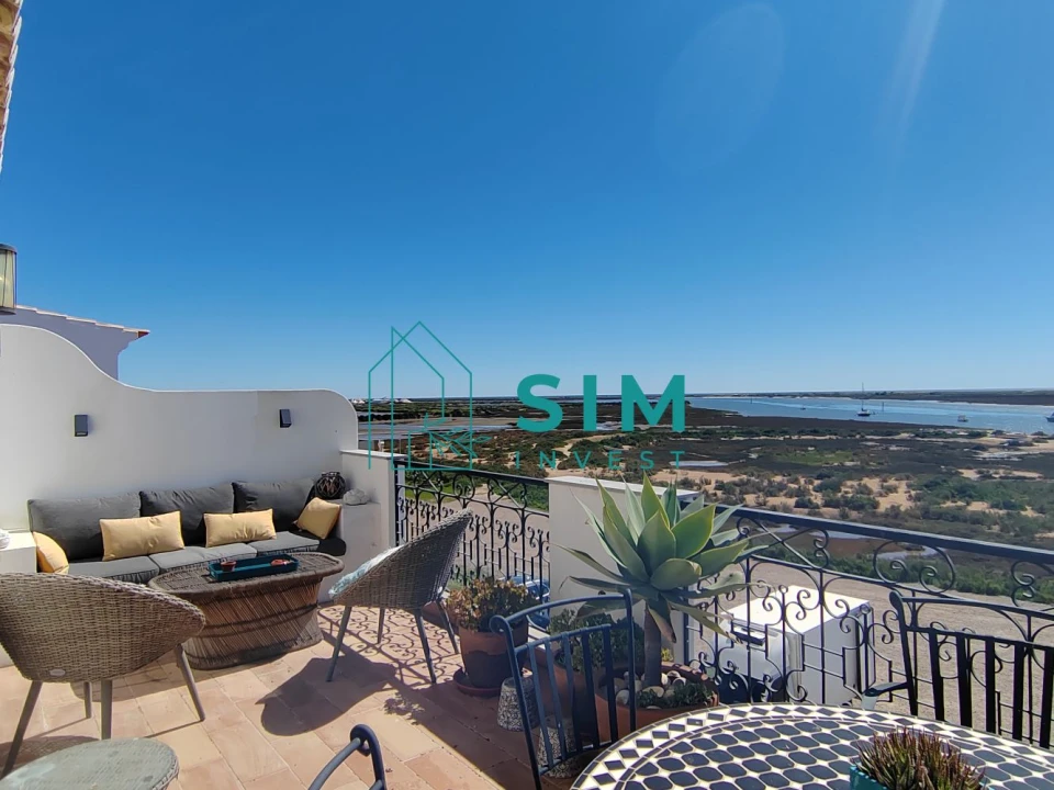 Moradia T2 para Venda em Santa Luzia Foto 1