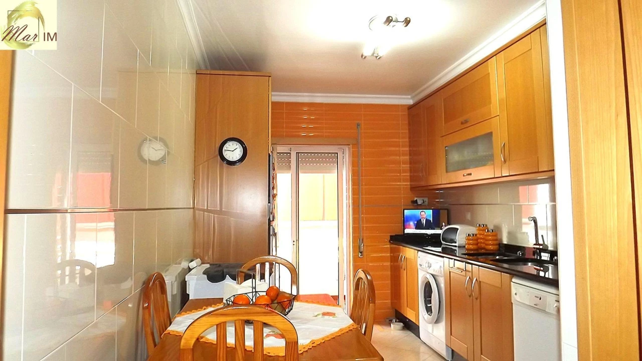 Apartamento T3 para Venda em Vila Real de Santo Antonio Foto 1