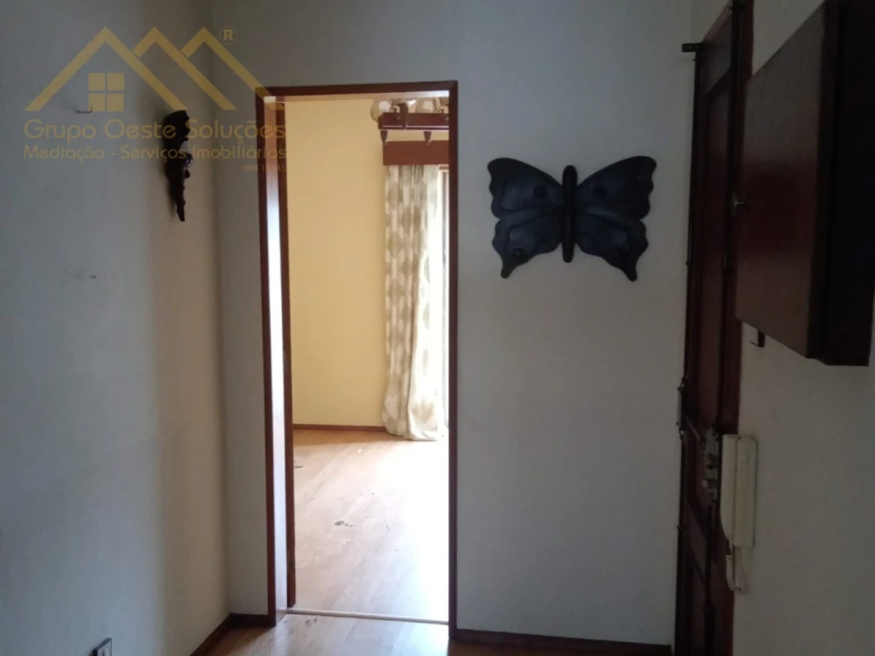 Apartamento T3 para Venda em Lourinhã e Atalaia Foto 2
