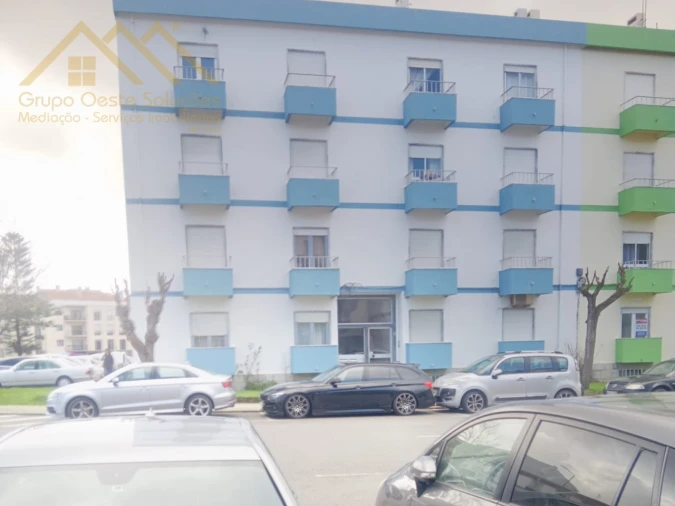 Apartamento T3 para Venda em Lourinhã e Atalaia Foto 1