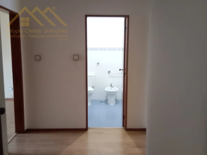 Apartamento T3 para Venda em Lourinhã e Atalaia Foto 7