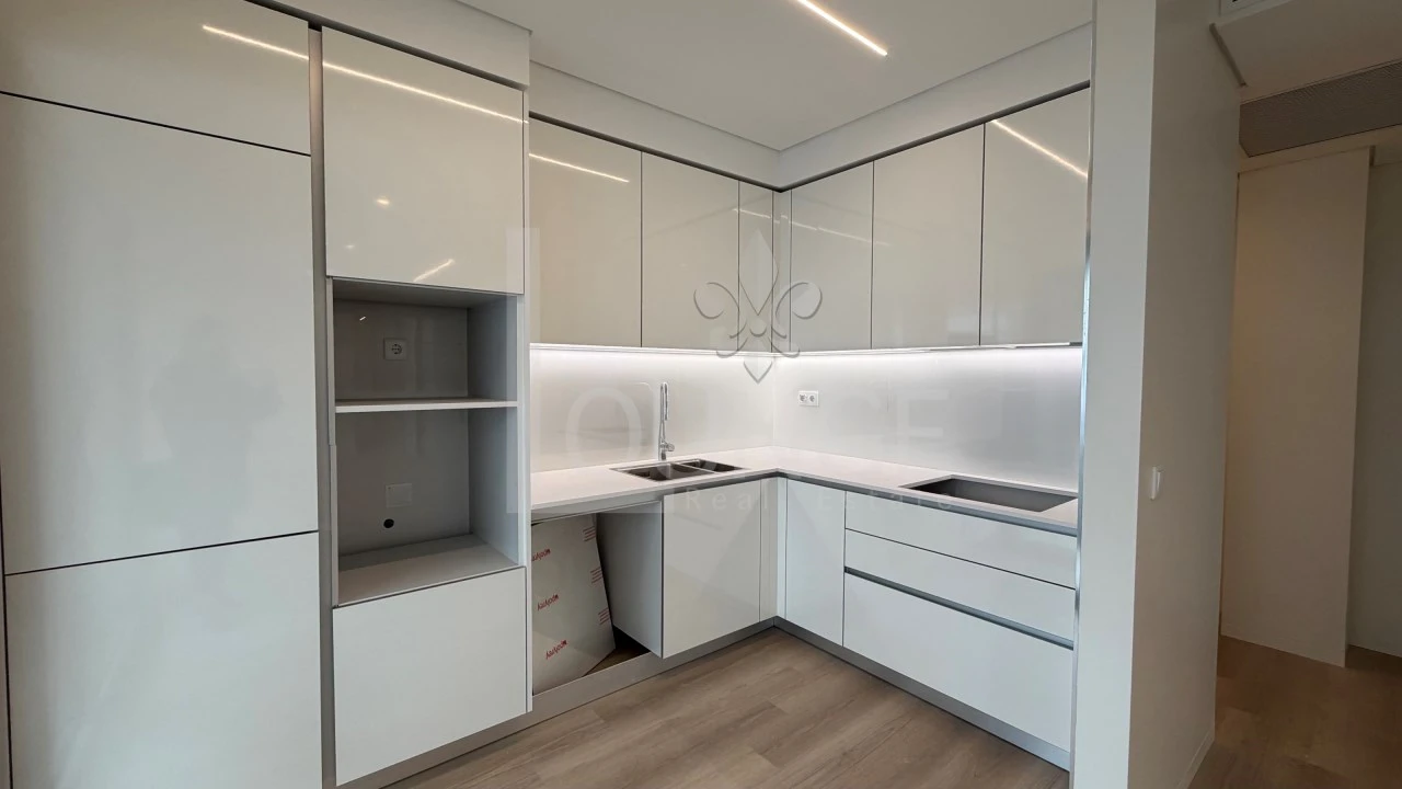 Apartamento para Venda em Lordelo do Ouro e Massarelos Foto 1