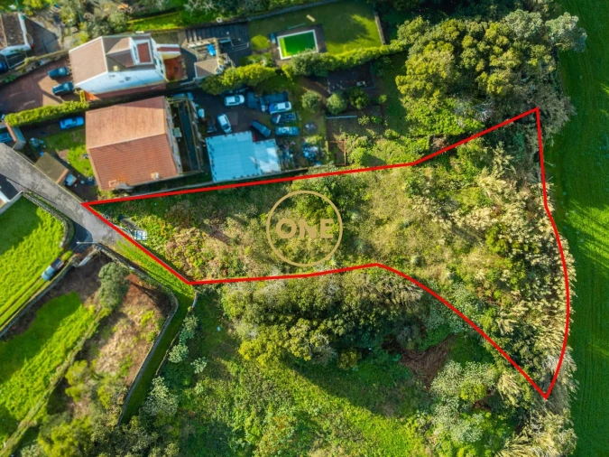 Terreno para Venda em Fenais da Luz Foto 2