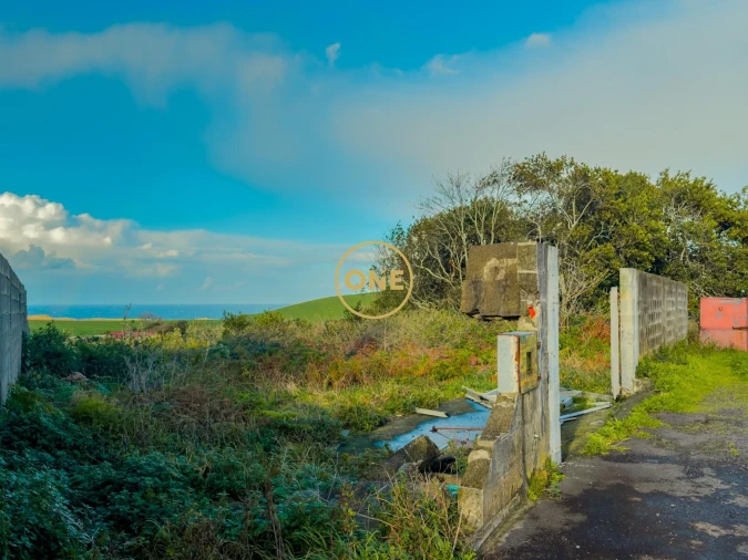 Terreno para Venda em Fenais da Luz Foto 6
