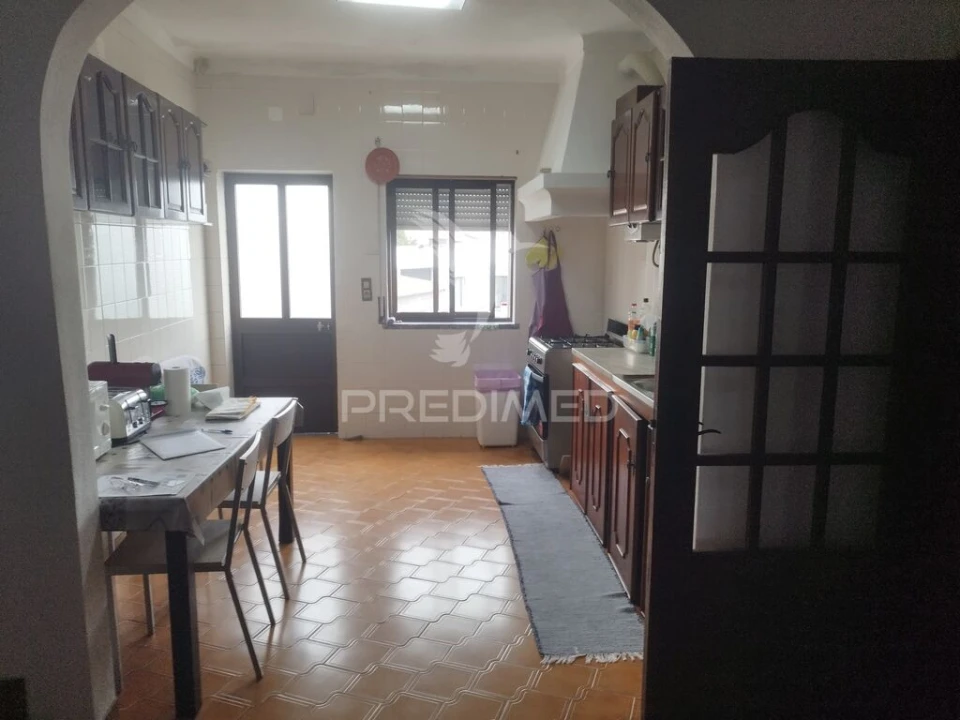 Moradia T3 para Venda em Alpalhão Foto 6