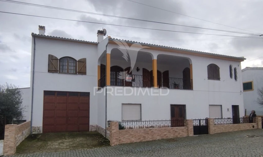 Moradia T3 para Venda em Alpalhão