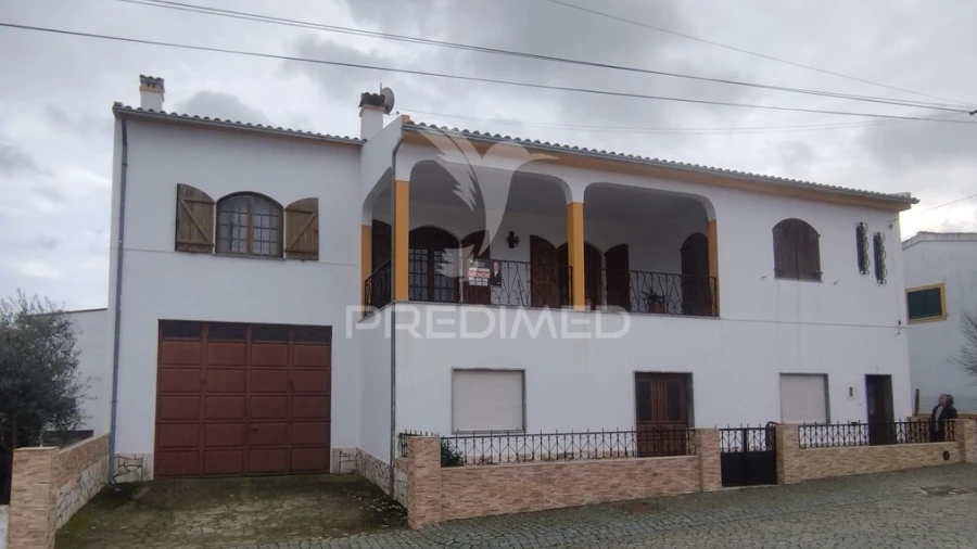 Moradia T3 para Venda em Alpalhão