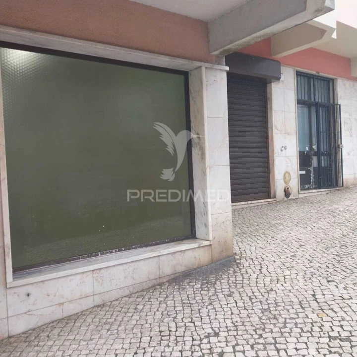 Loja para Venda em Cacém e São Marcos Foto 9