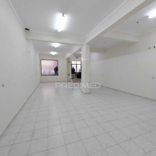 Loja para Venda em Cacém e São Marcos Foto 1