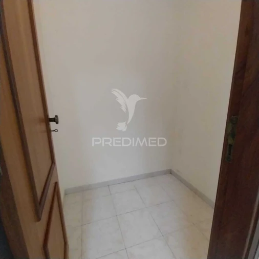 Loja para Venda em Cacém e São Marcos Foto 4