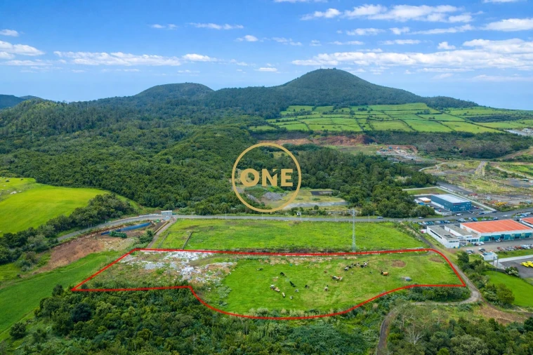 Terreno para Venda em Fajã de Cima Foto 4