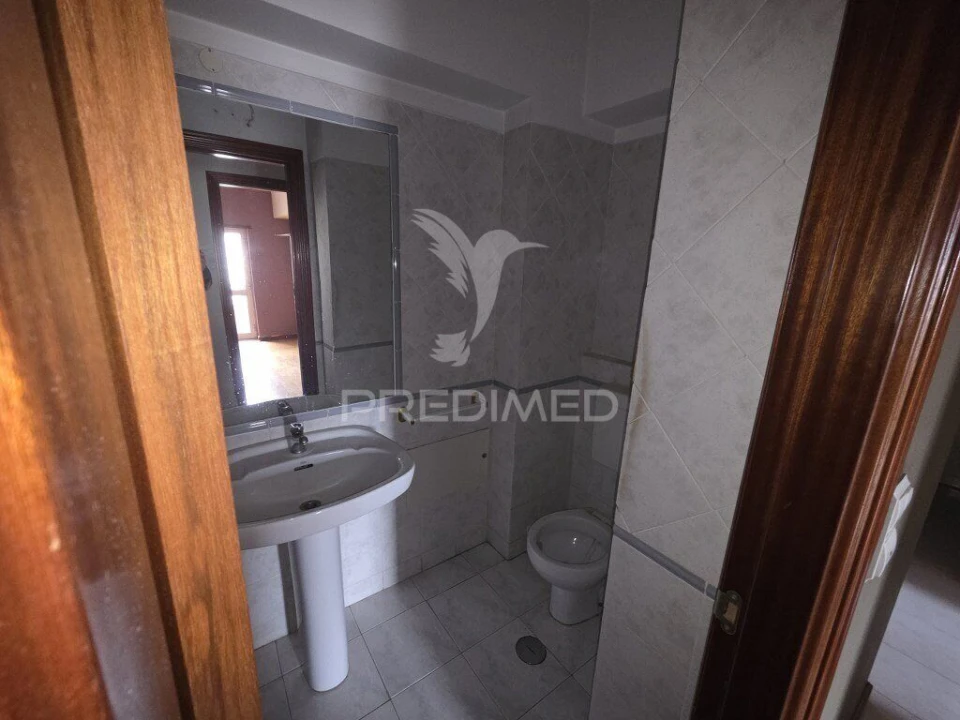 Apartamento T3 para Venda em Carregado e Cadafais Foto 10