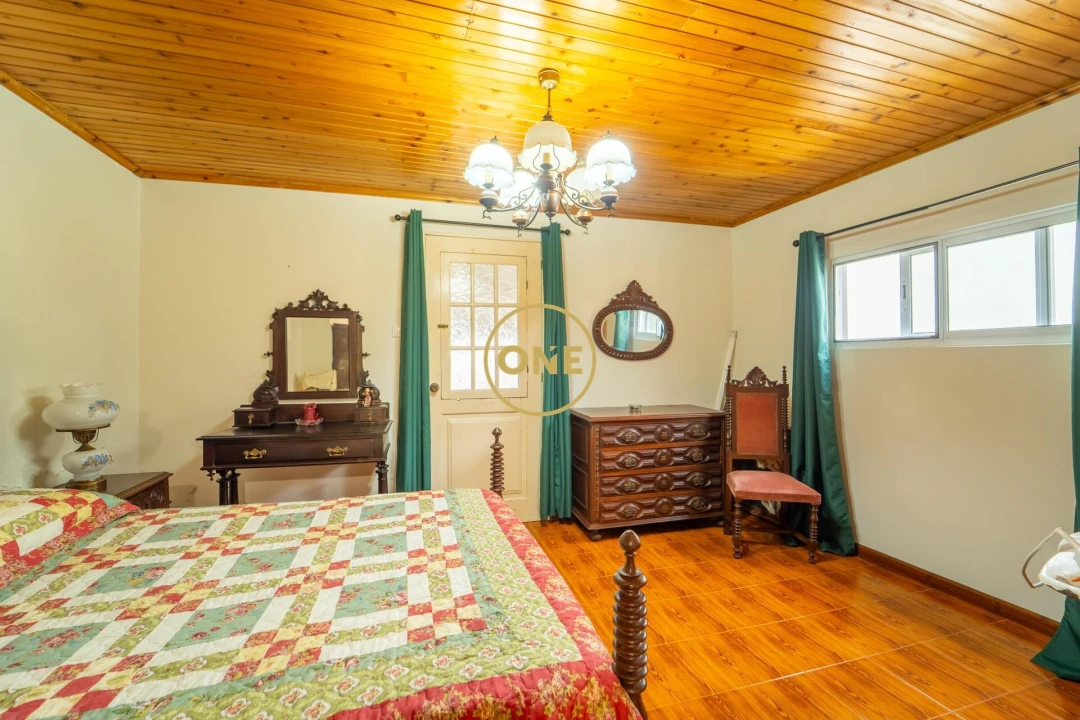 Moradia T2 para Venda em Rosto do Cão (São Roque) Foto 11