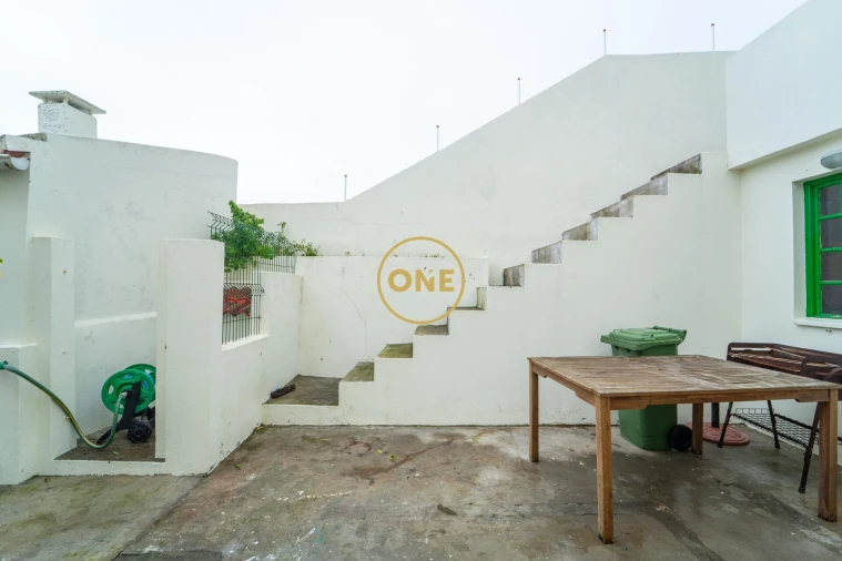 Moradia T2 para Venda em Rosto do Cão (São Roque) Foto 15