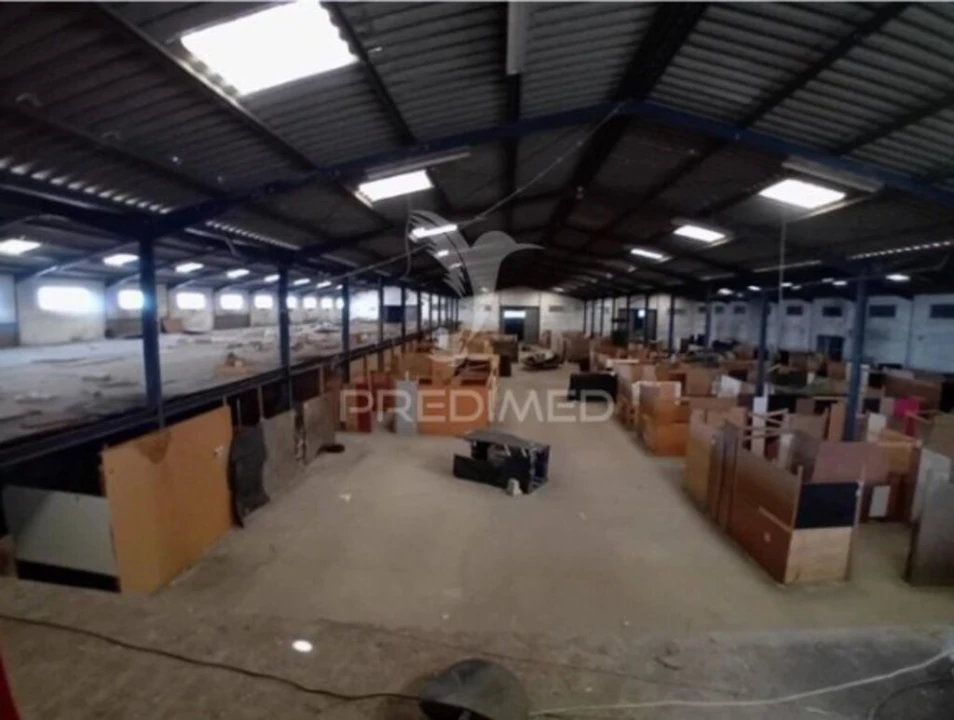 Armazém para Venda em Algueirão-Mem Martins Foto 1