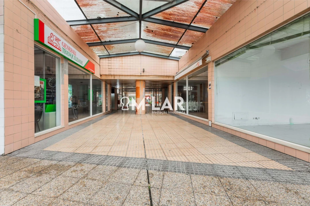 Negócio para Venda em Braga (Maximinos, Sé e Cividade) Foto 5